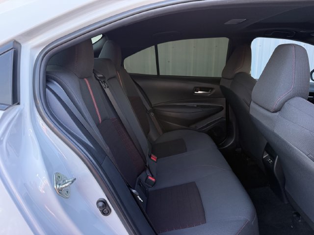 Used 2023 Toyota Corolla SE w/ SE Premium Package FWD image 33