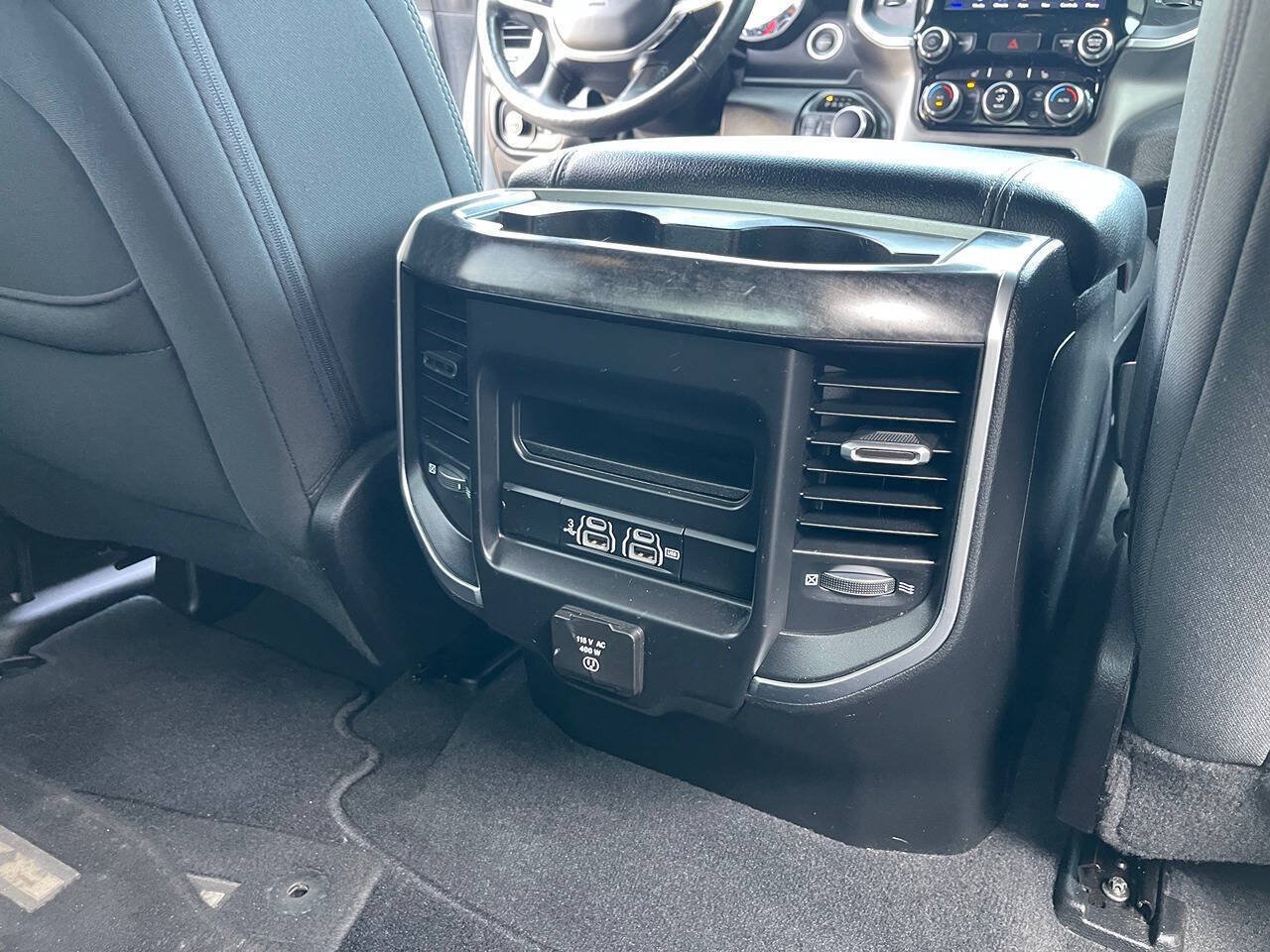 Used 2019 RAM 1500 Big Horn AWD/4WD image 34