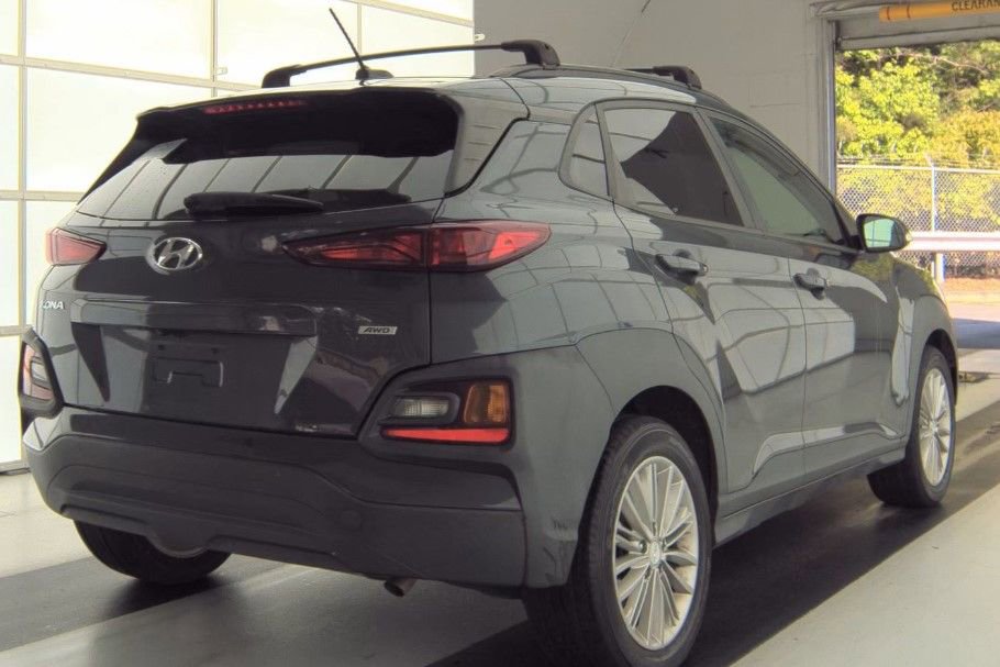 Used 2018 Hyundai Kona SEL AWD/4WD image 3