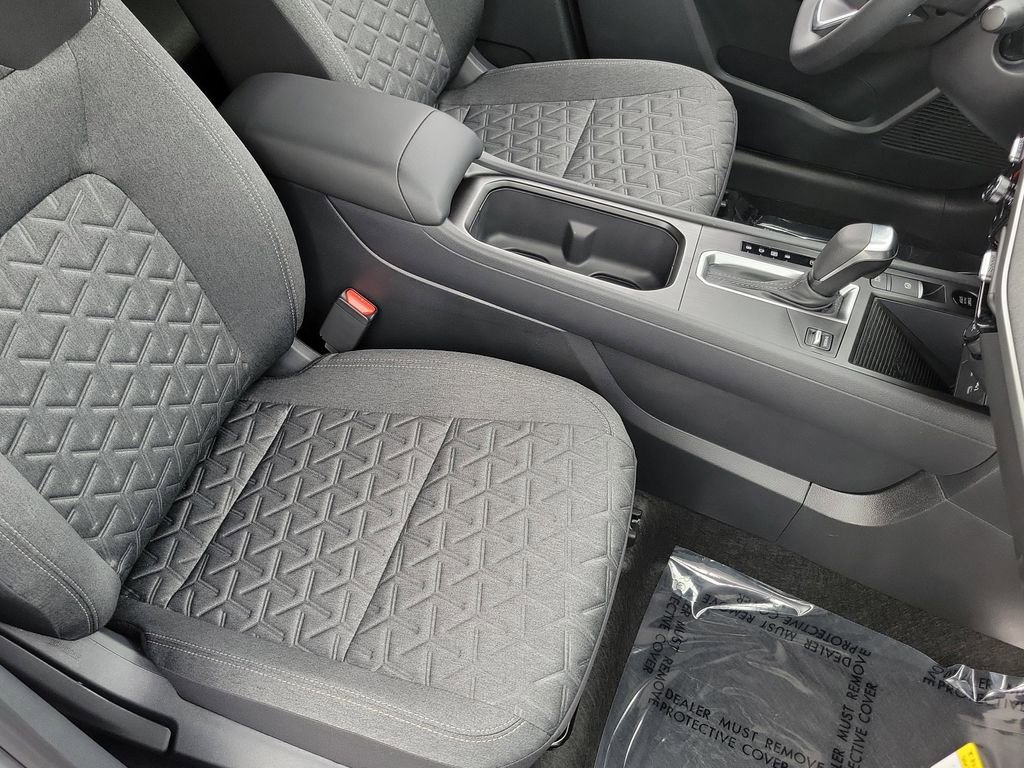New 2026 Nissan Kicks SV w/ Cold Weather Package FWD image 19