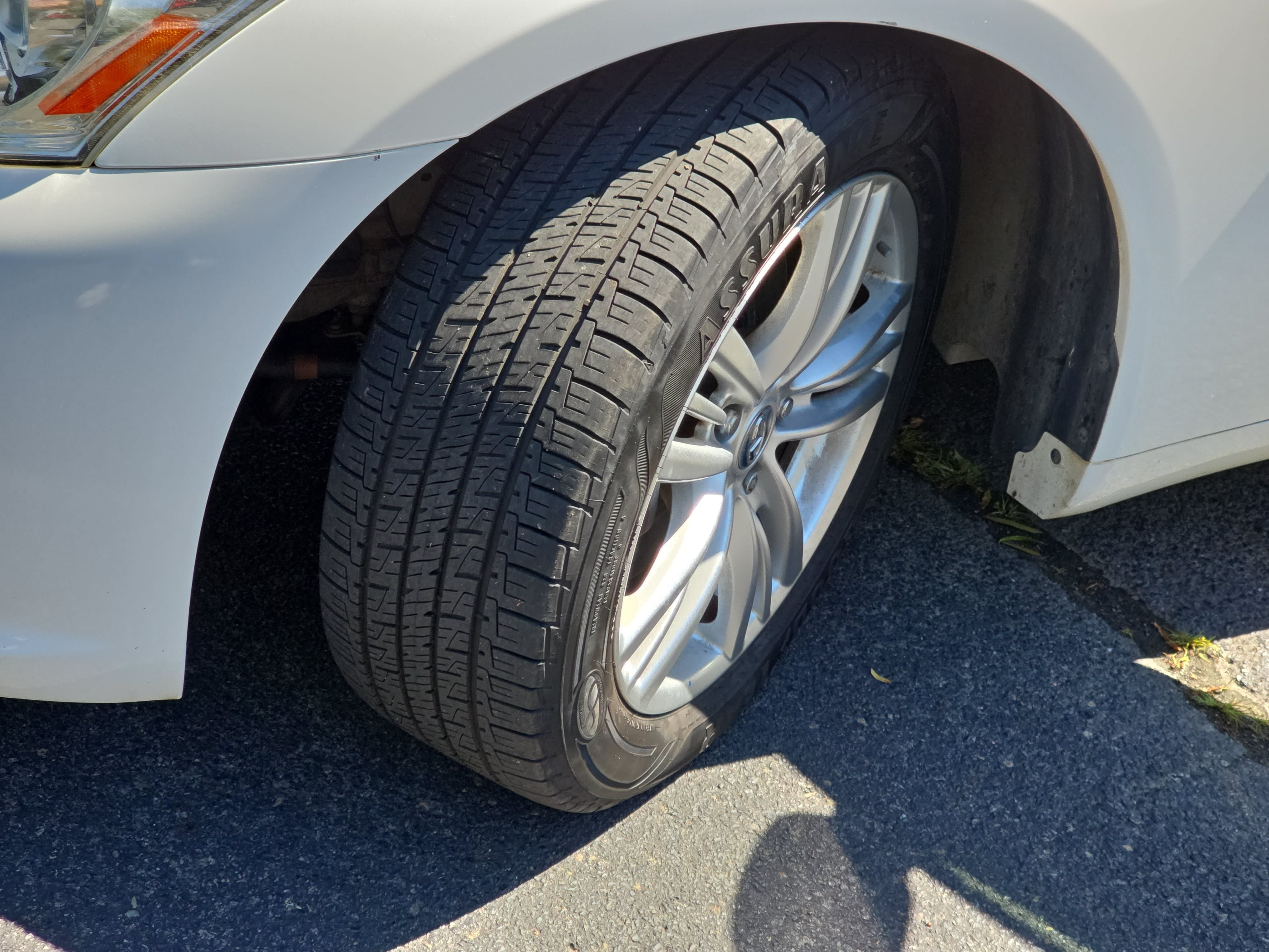 Used 2012 INFINITI G37 Journey w/ Premium Pkg RWD image 32