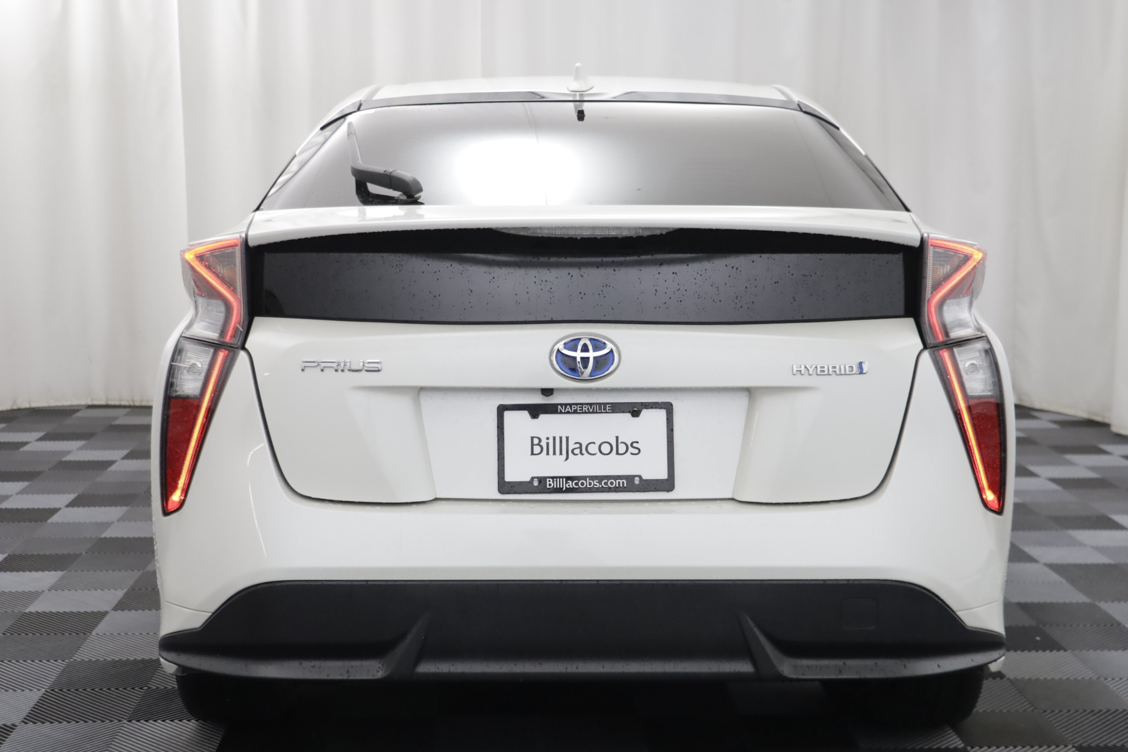 Used 2017 Toyota Prius Three Touring w/ Carpet Mat Package FWD image 14