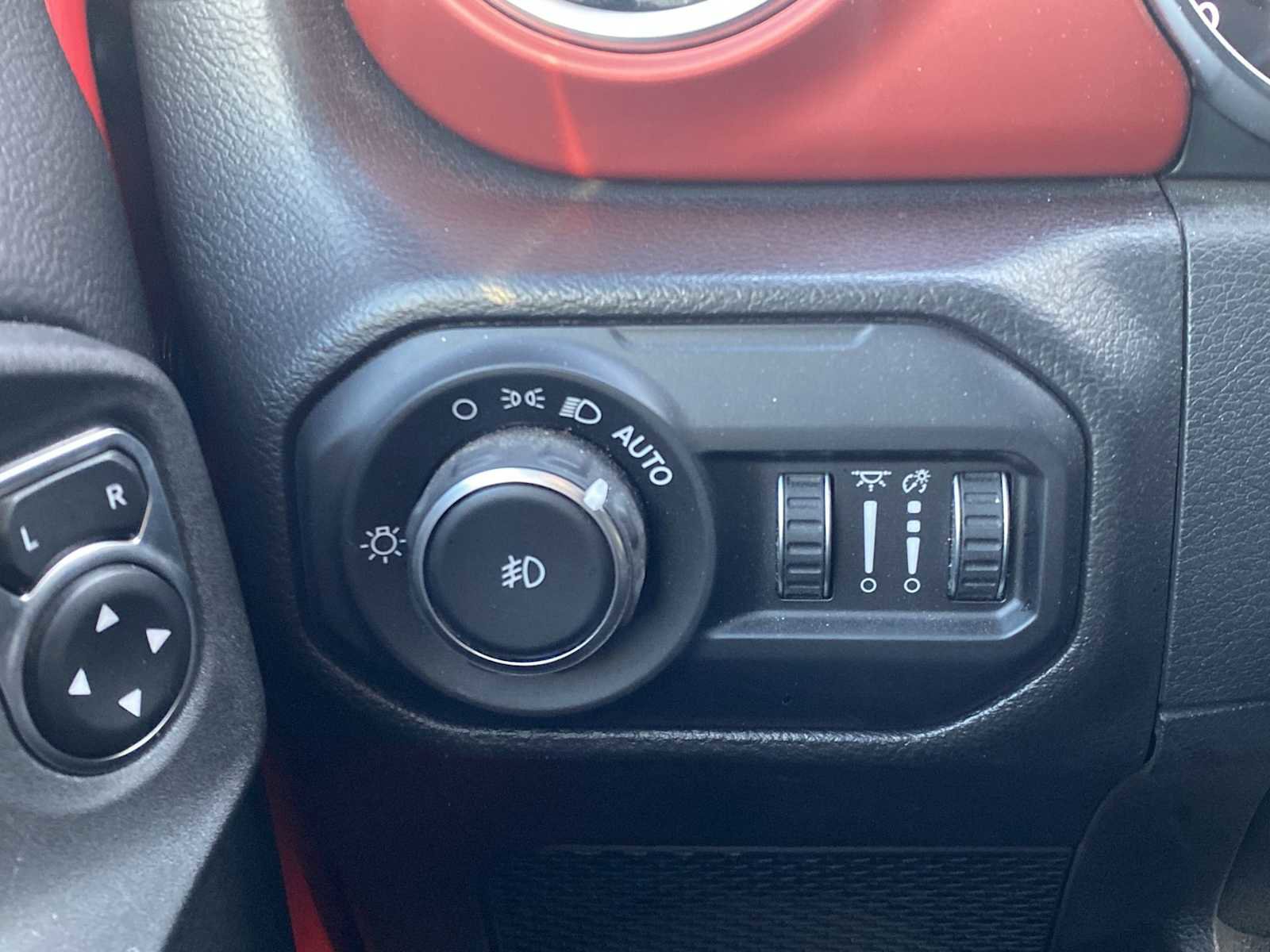 Used 2021 Jeep Wrangler Rubicon image 21