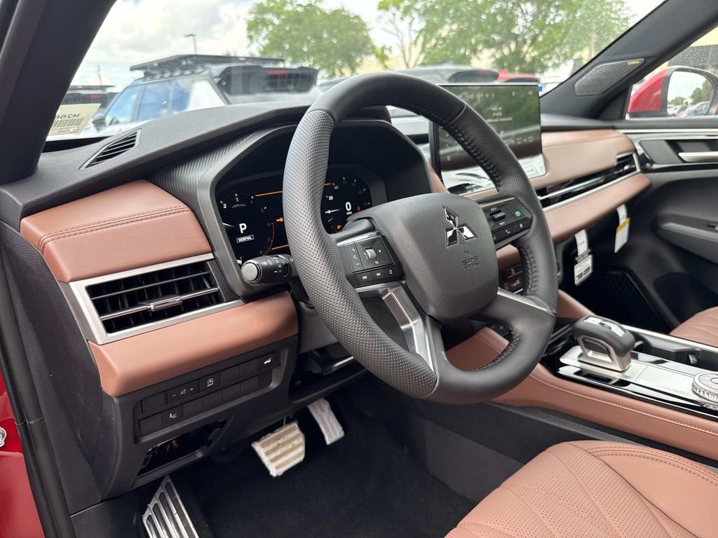 New 2026 Mitsubishi Outlander SEL image 22