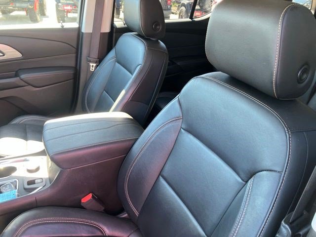 Used 2020 Chevrolet Traverse LT AWD/4WD image 12