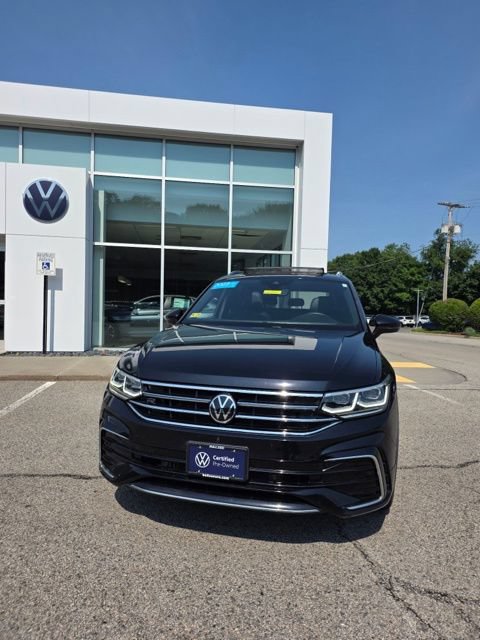 Certified 2023 Volkswagen Tiguan SEL R-Line AWD/4WD image 2