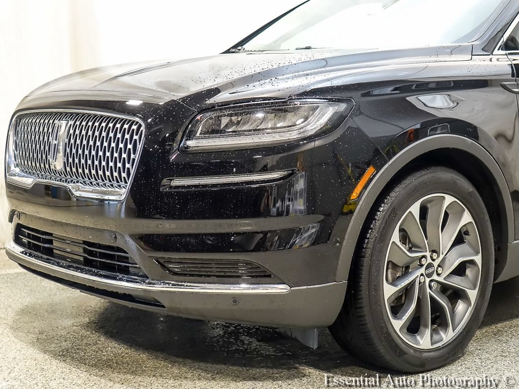 Used 2022 Lincoln Nautilus Reserve w/ Equipment Group 201A AWD/4WD image 3