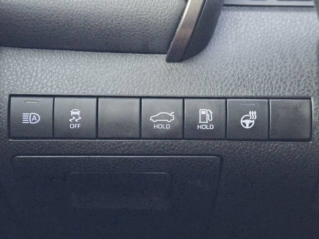 Used 2021 Toyota Camry SE w/ Cold Weather Package AWD/4WD image 22