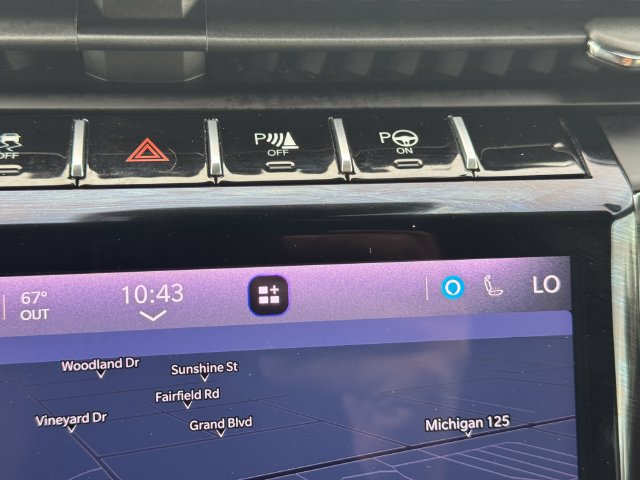 Used 2025 Jeep Grand Cherokee Summit AWD/4WD image 38