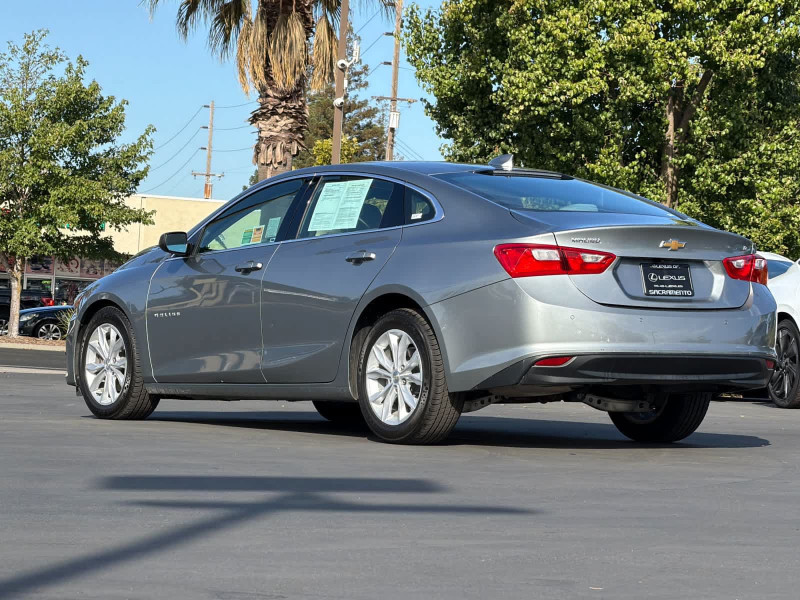 Used 2025 Chevrolet Malibu LT FWD image 7