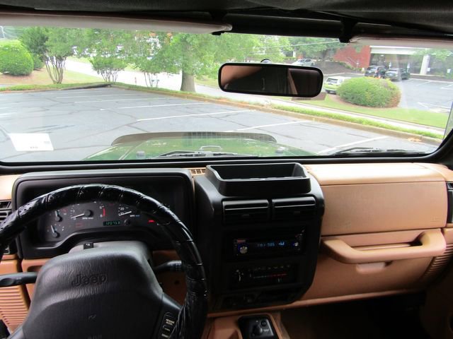 Used 1998 Jeep Wrangler Sahara image 16