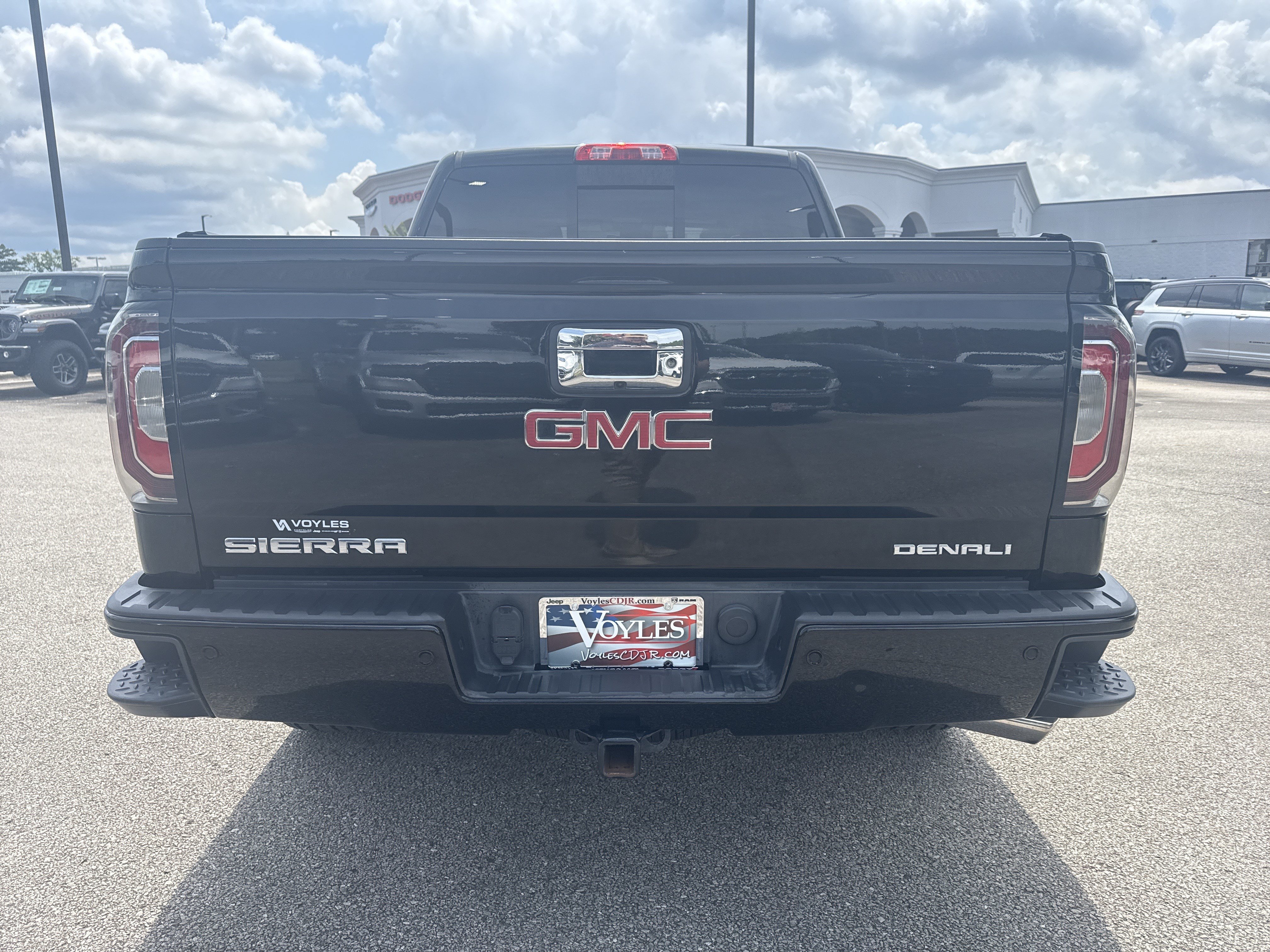 Used 2018 GMC Sierra 1500 Denali w/ Denali Ultimate Package AWD/4WD image 6