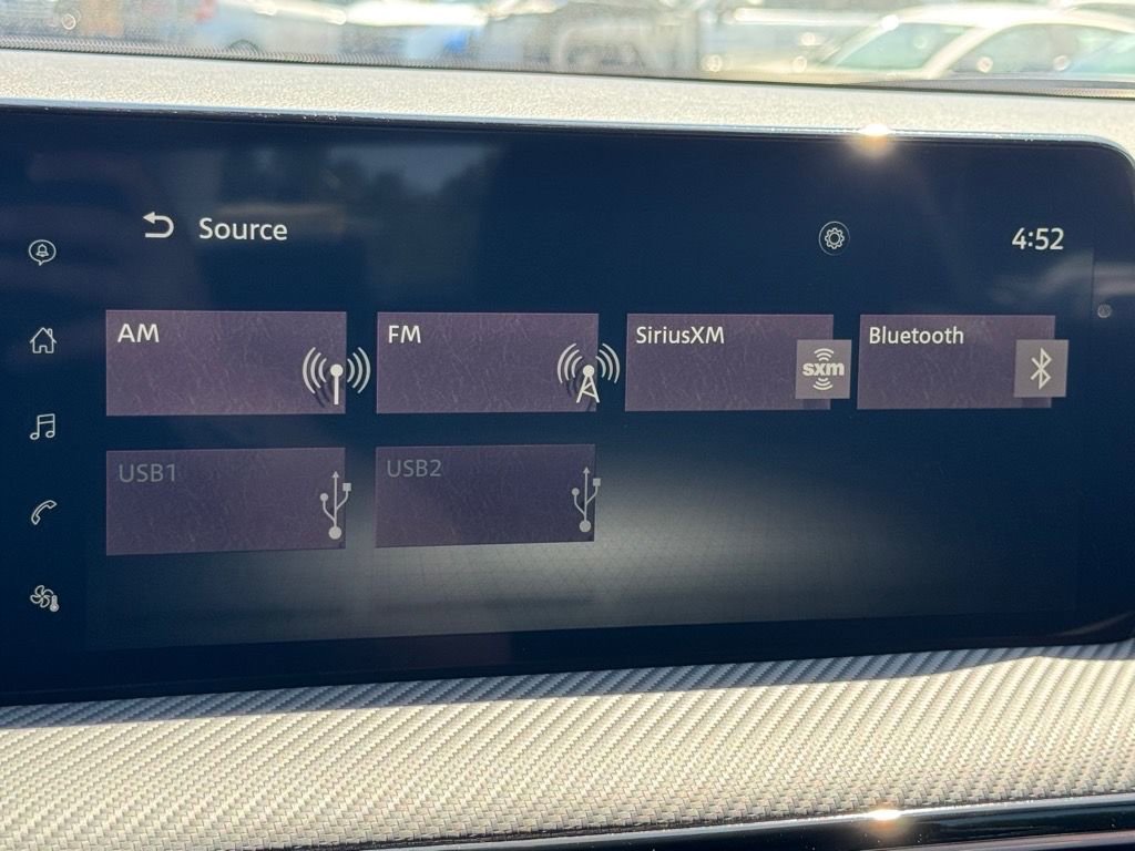 New 2025 Nissan Kicks SR FWD image 23