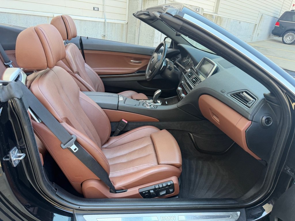 Used 2012 BMW 650i Convertible RWD image 21