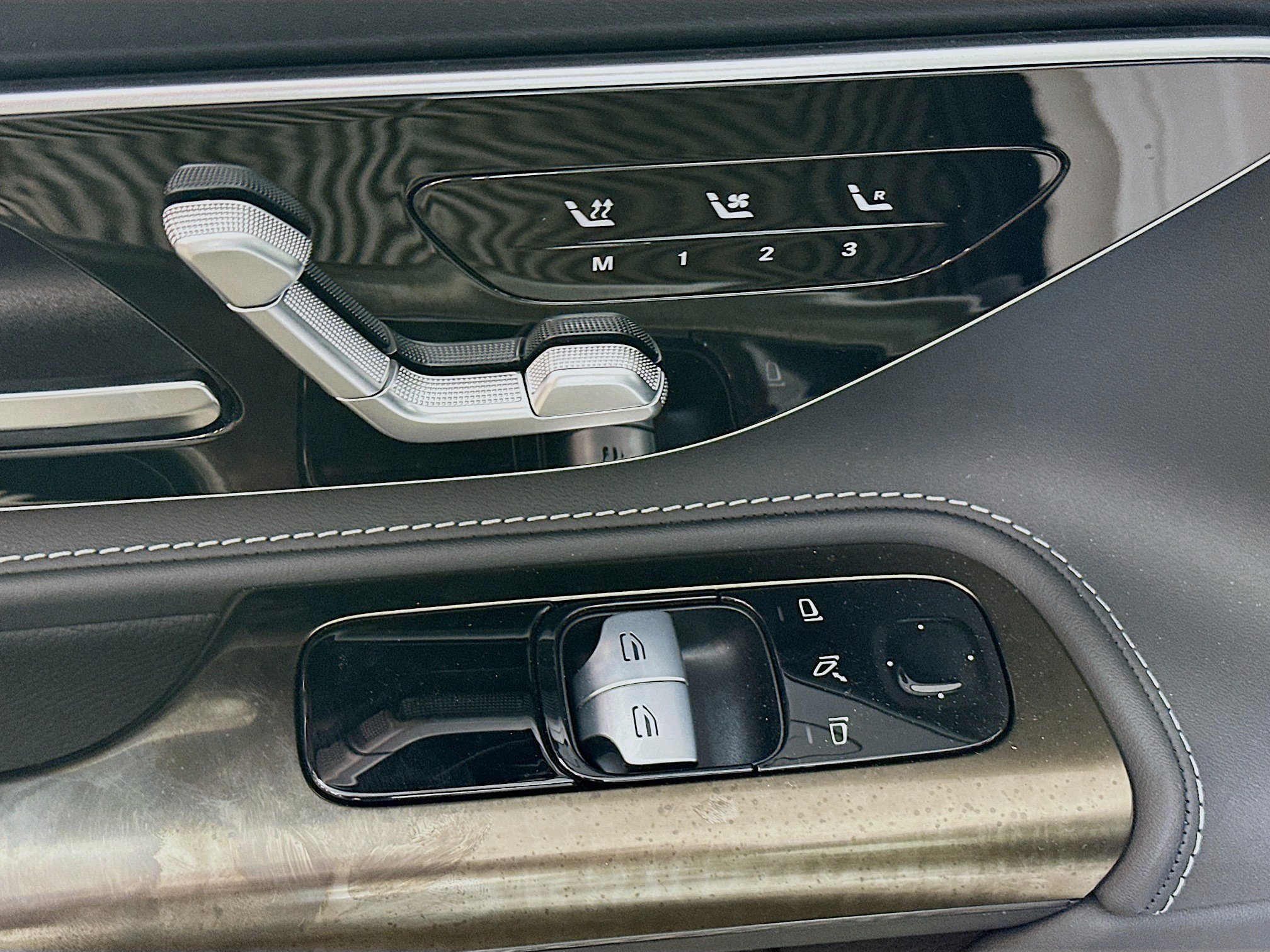 Certified 2025 Mercedes-Benz AMG GT 63 image 18