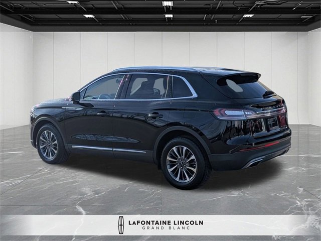 Certified 2023 Lincoln Nautilus AWD image 3