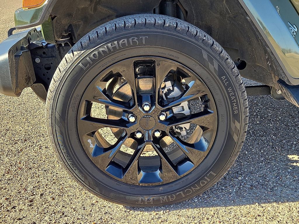 Used 2021 Jeep Wrangler Unlimited Sahara image 11