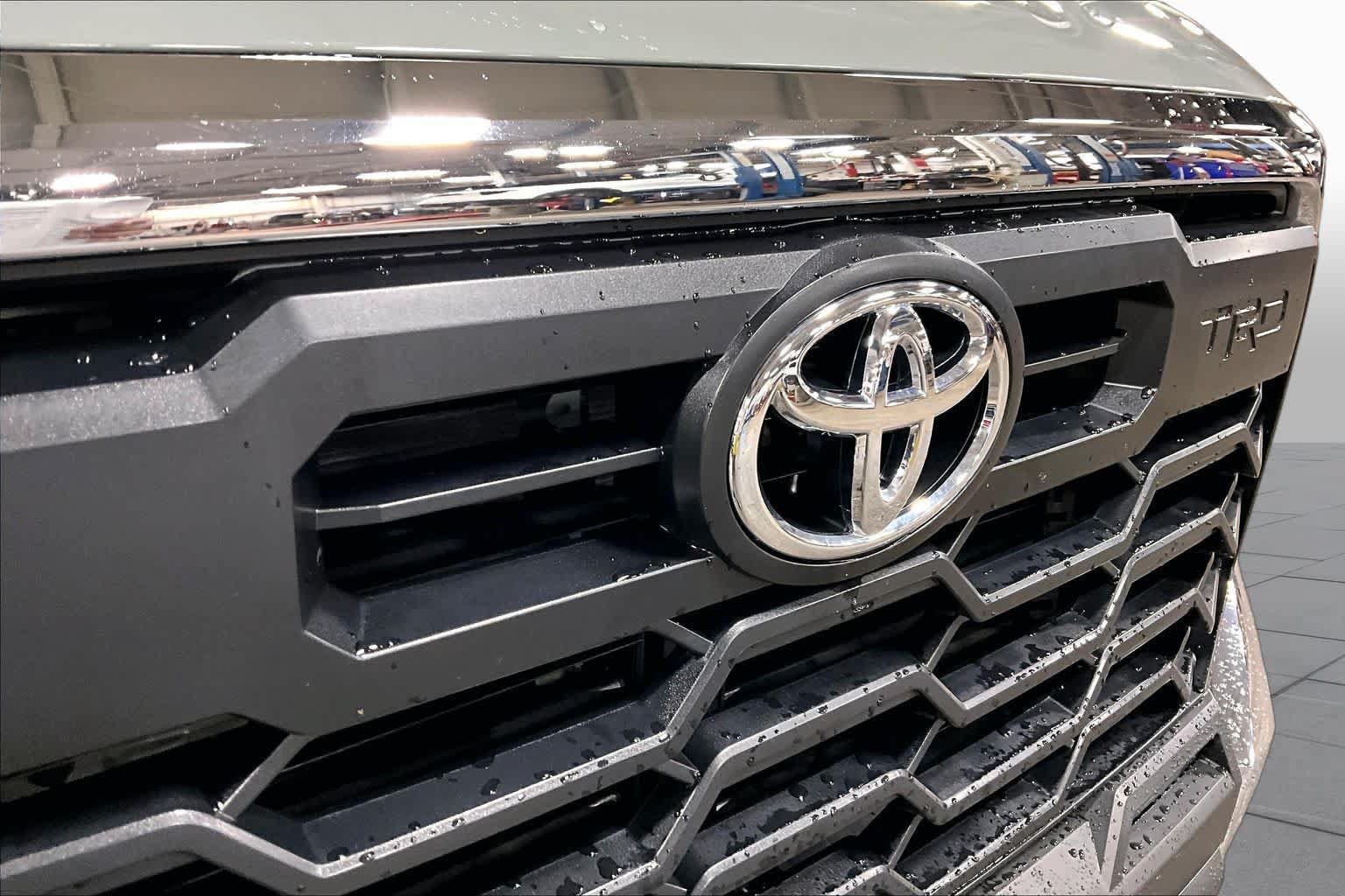 Certified 2026 Toyota Tundra SR5 w/ TRD Off-Road Package AWD/4WD image 28