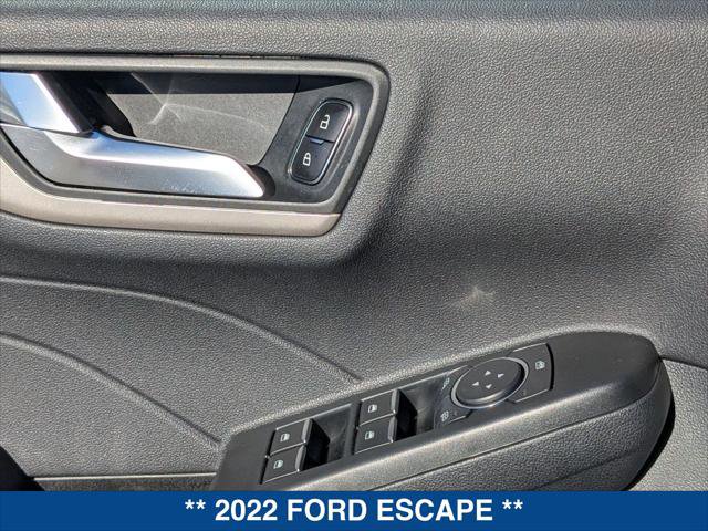 Certified 2022 Ford Escape SEL image 11