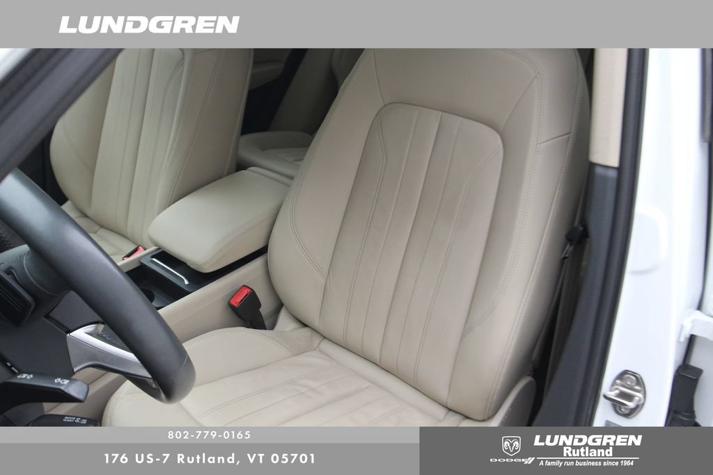 Used 2018 Audi Q5 Premium AWD/4WD image 17