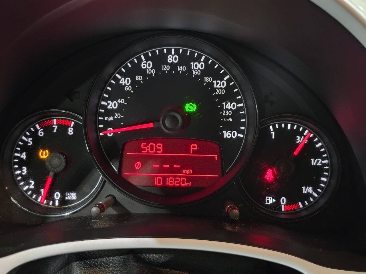 Used 2012 Volkswagen Beetle 2.5 FWD image 30