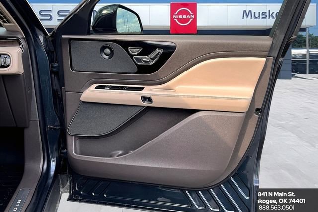 Used 2022 Lincoln Aviator Grand Touring w/ Equipment Group 301A image 25