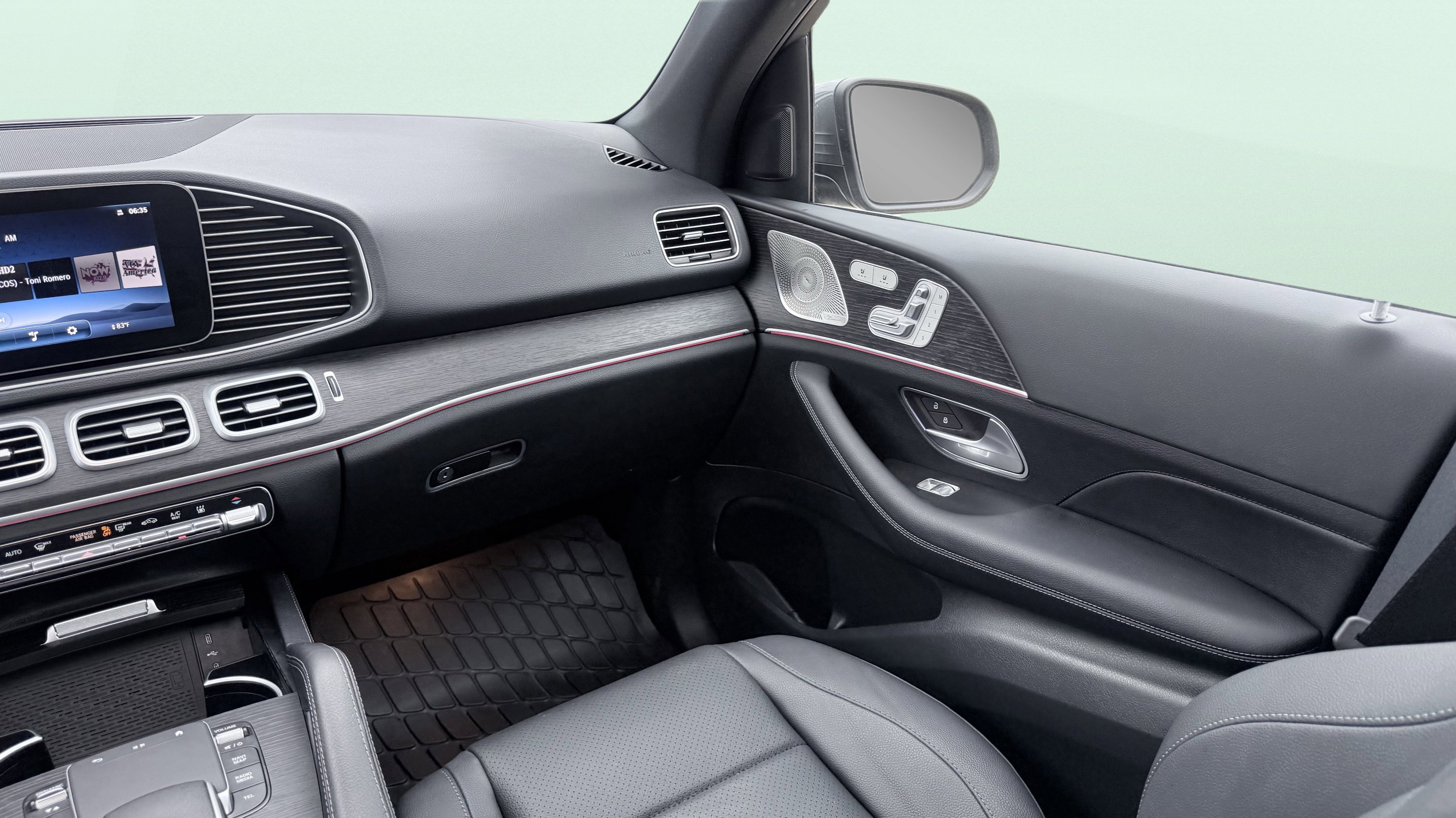 Used 2025 Mercedes-Benz GLE 450e 4MATIC image 56