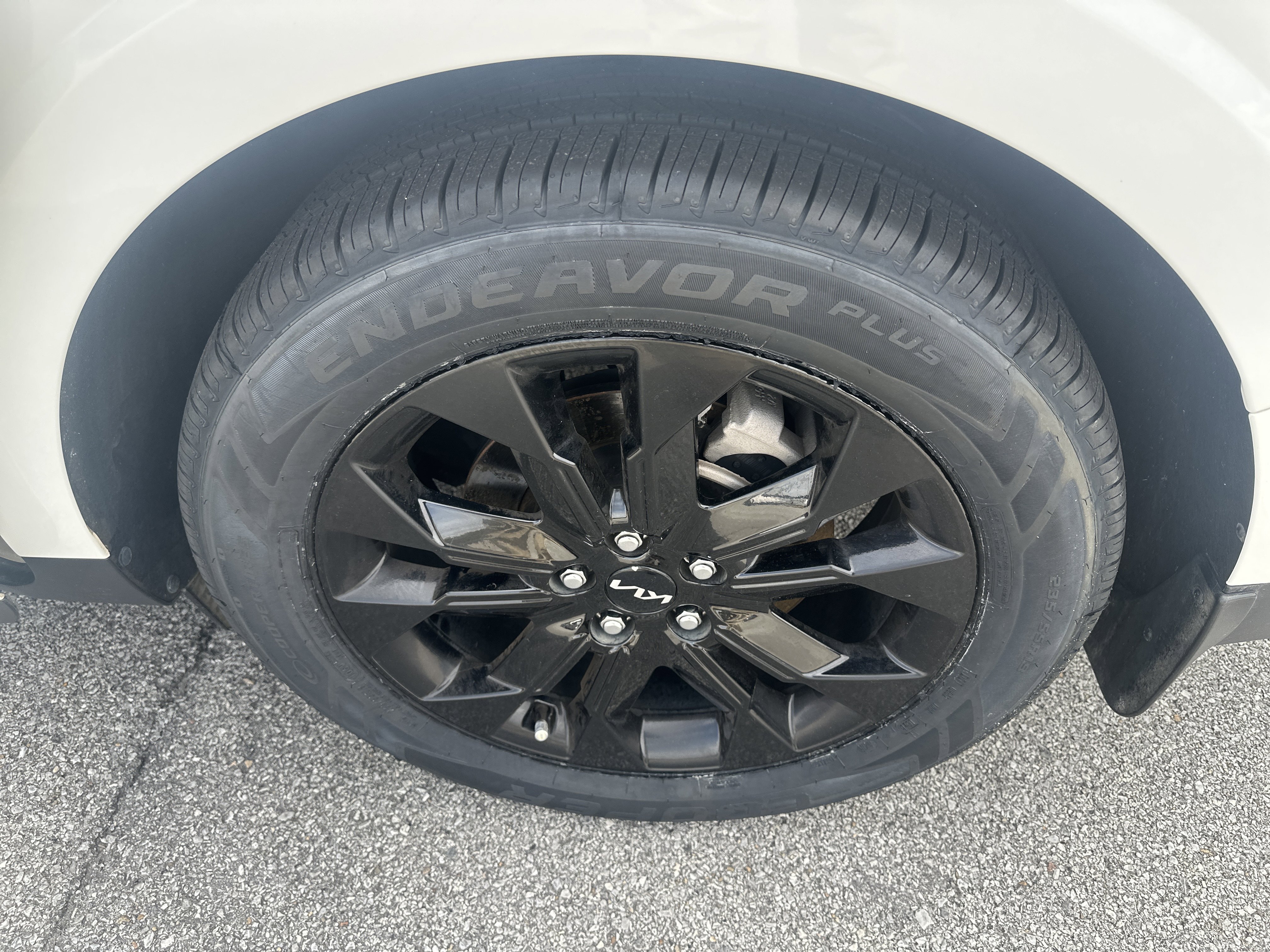 Used 2024 Kia Carnival SX image 20