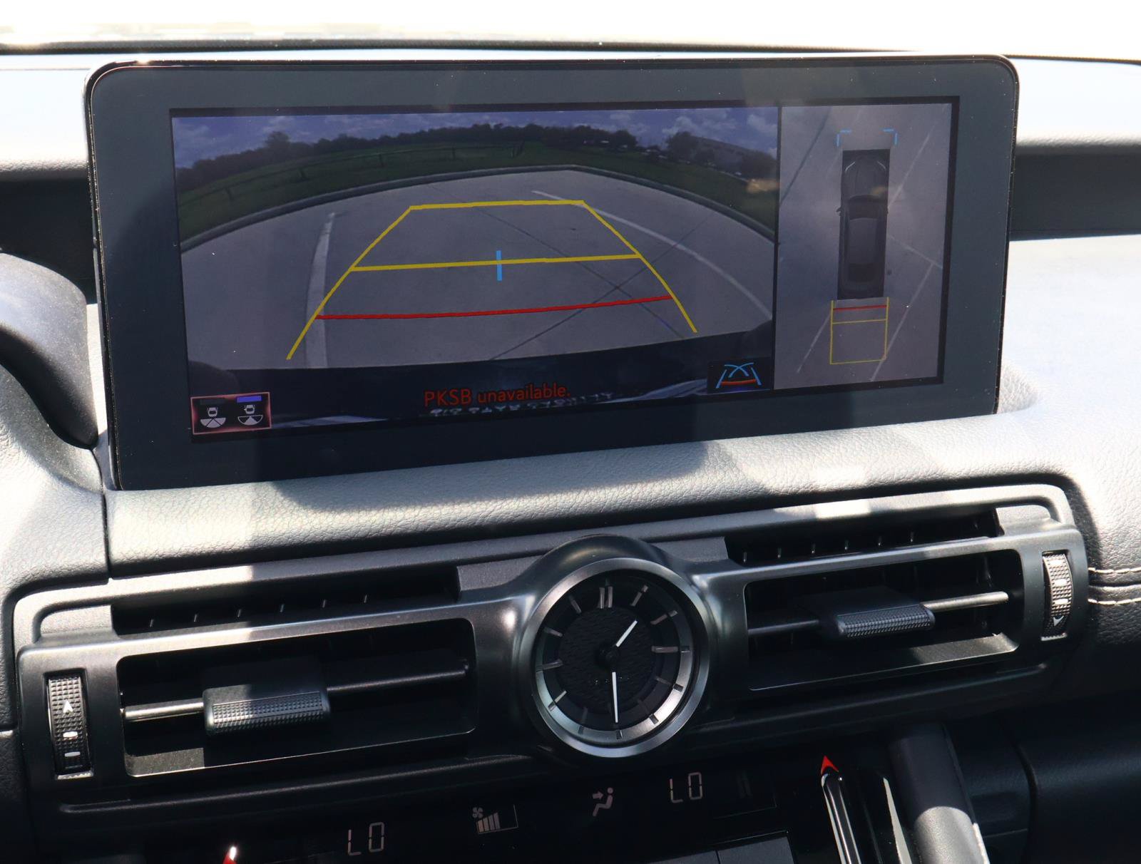 Used 2023 Lexus IS 500 RWD image 28