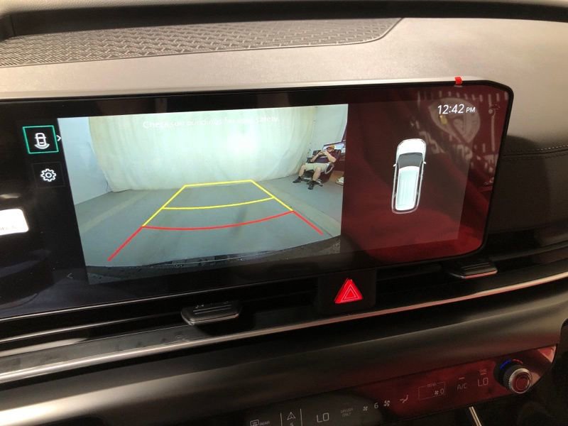 New 2026 Kia Carnival LXS image 33