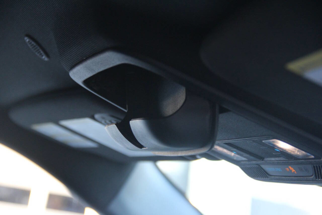 Certified 2025 Ford Explorer ST-Line image 24