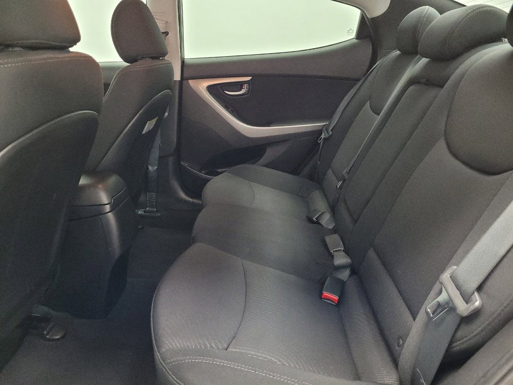 Used 2016 Hyundai Elantra Value Edition FWD image 18