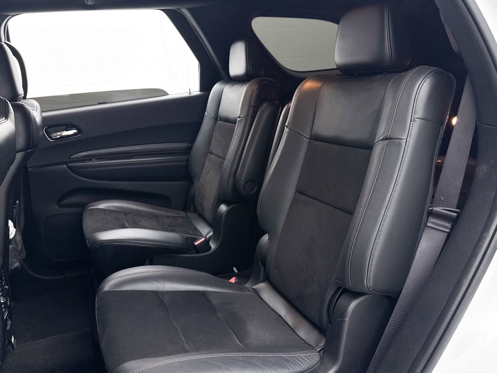 Used 2022 Dodge Durango R/T w/ Blacktop Package AWD/4WD image 34