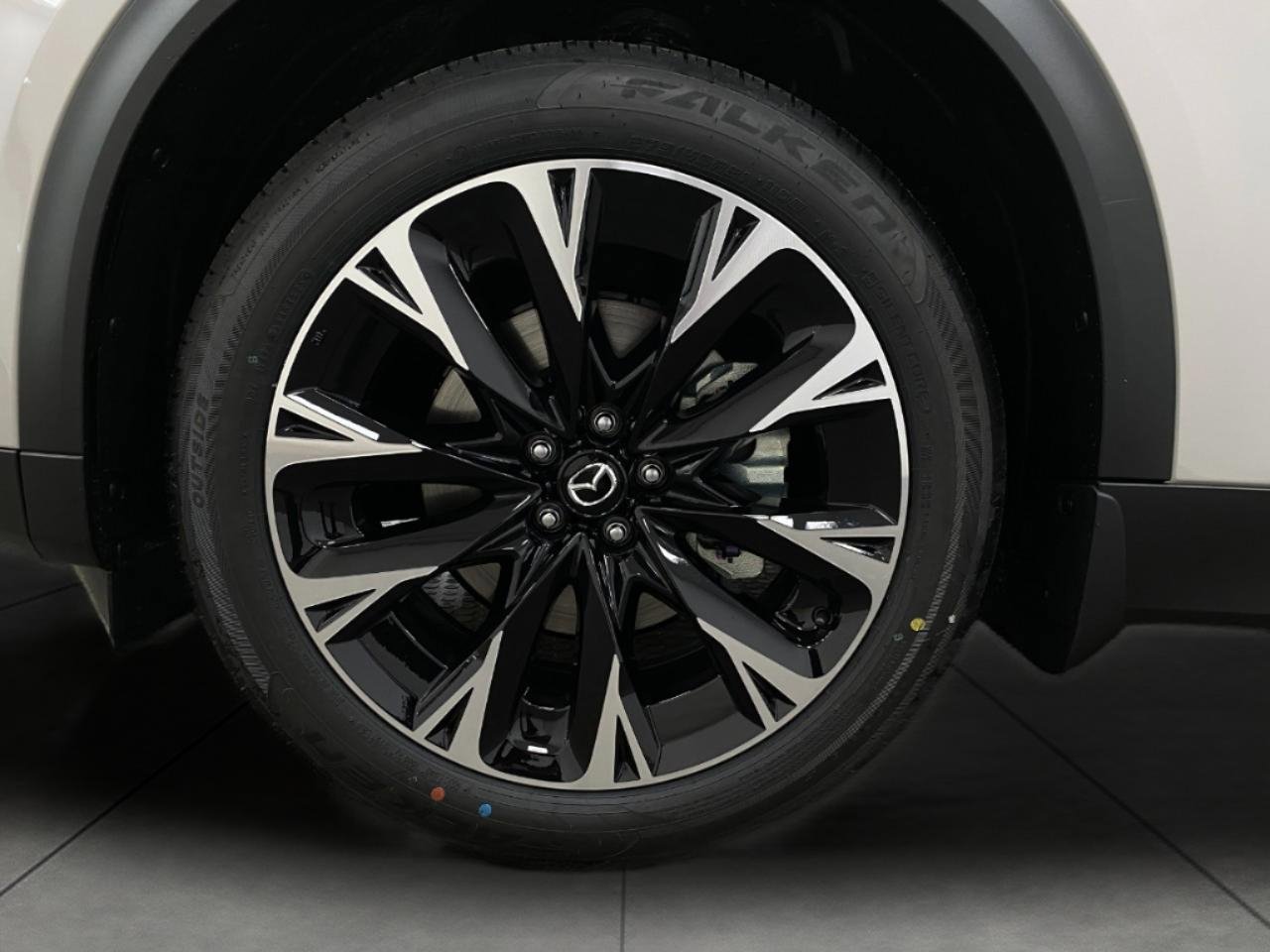 New 2026 MAZDA CX-90 Plug-In Hybrid w/ Premium Plus image 12