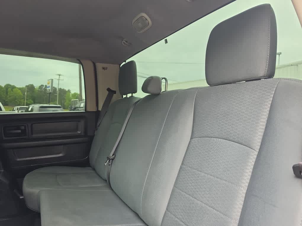 Used 2017 RAM 1500 Express w/ Express Value Package RWD image 29