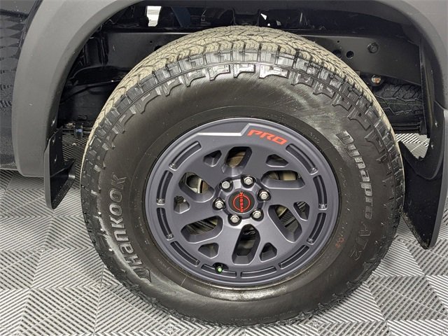 Used 2025 Nissan Frontier PRO-4X w/ Tow Package image 8