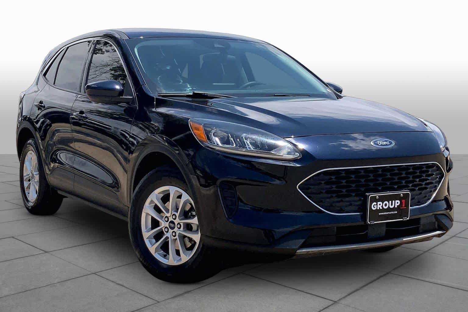 Used 2021 Ford Escape SE w/ Convenience Package AWD/4WD image 3