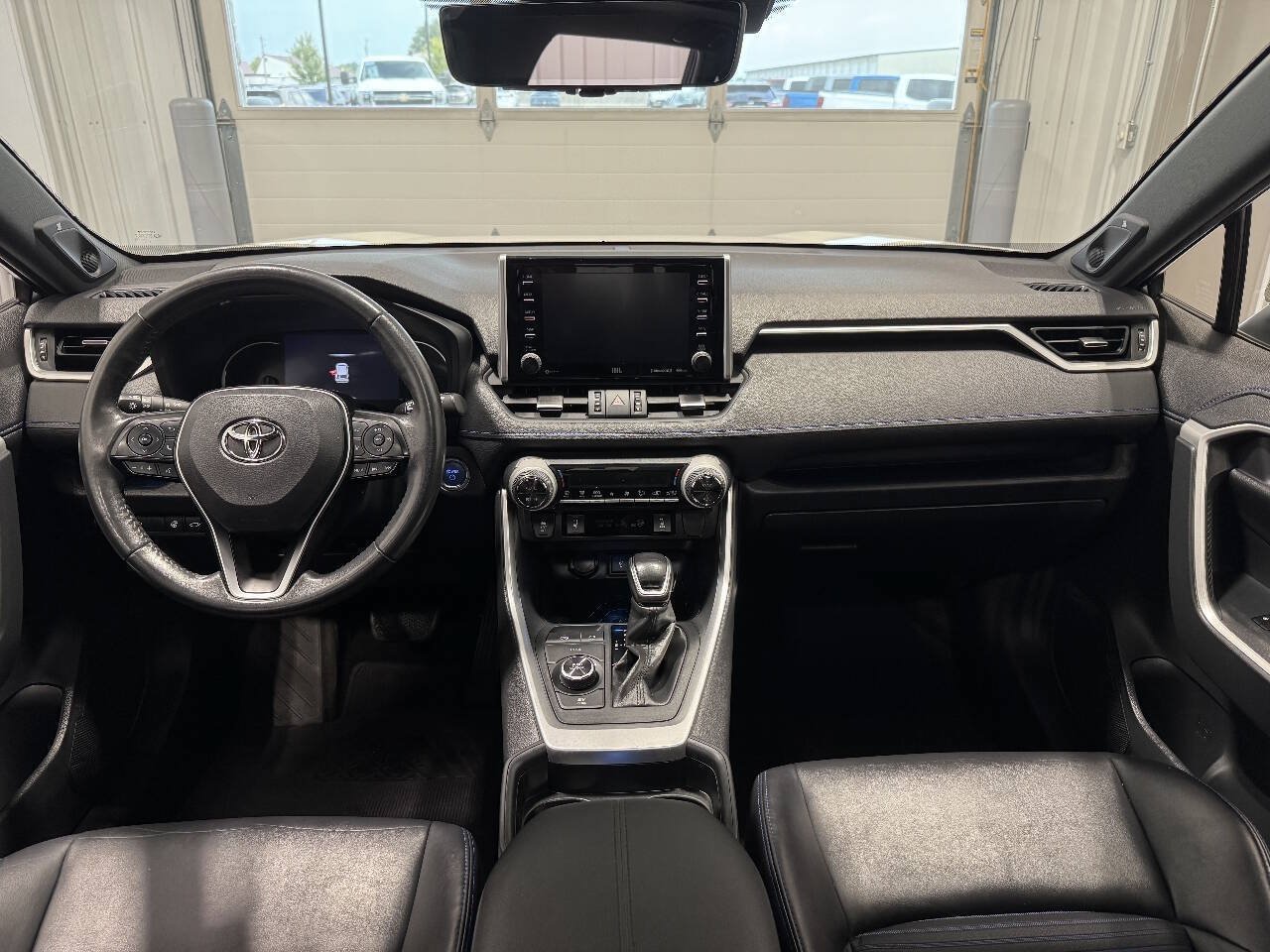 Used 2020 Toyota RAV4 XSE AWD/4WD image 28