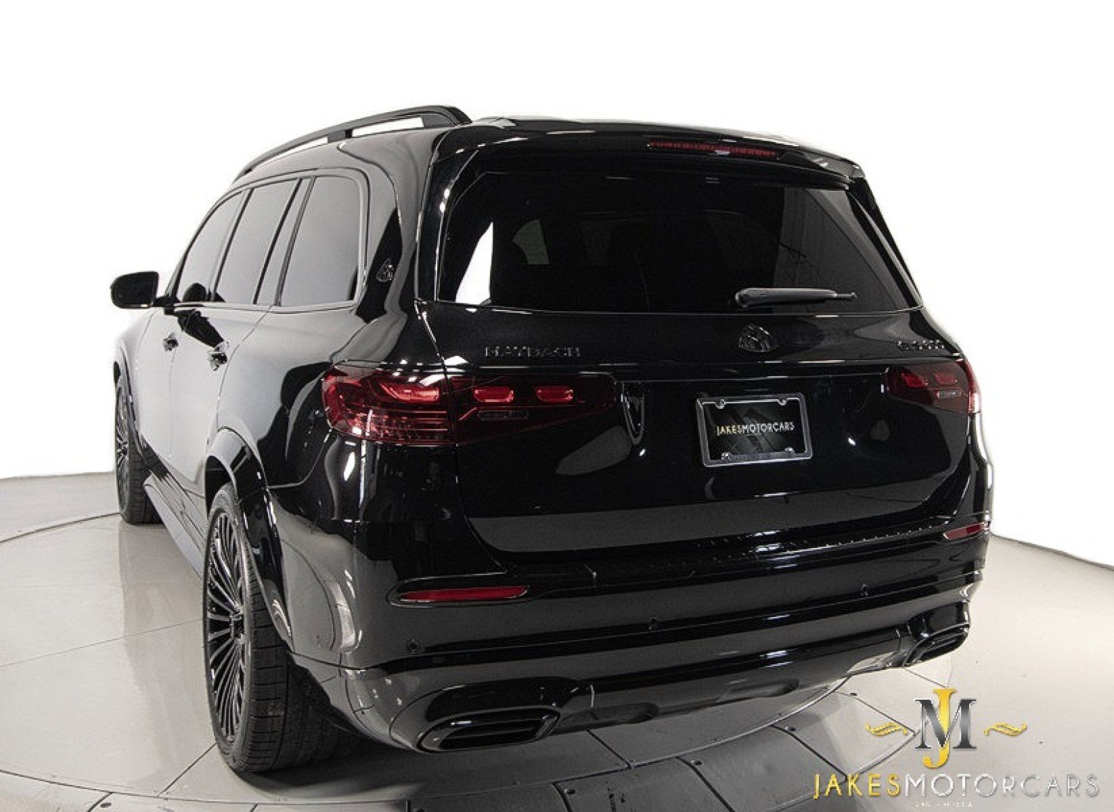 Used 2024 Mercedes-Benz Maybach GLS 600 4MATIC image 10