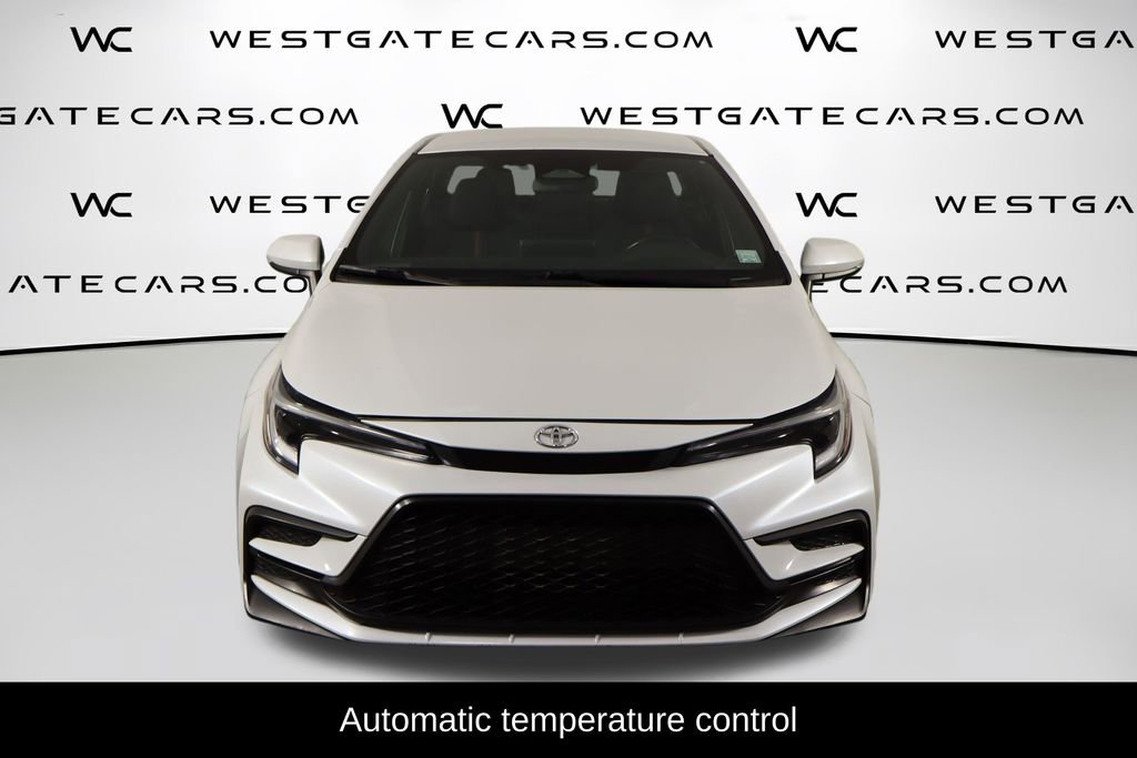 Used 2023 Toyota Corolla SE FWD image 2