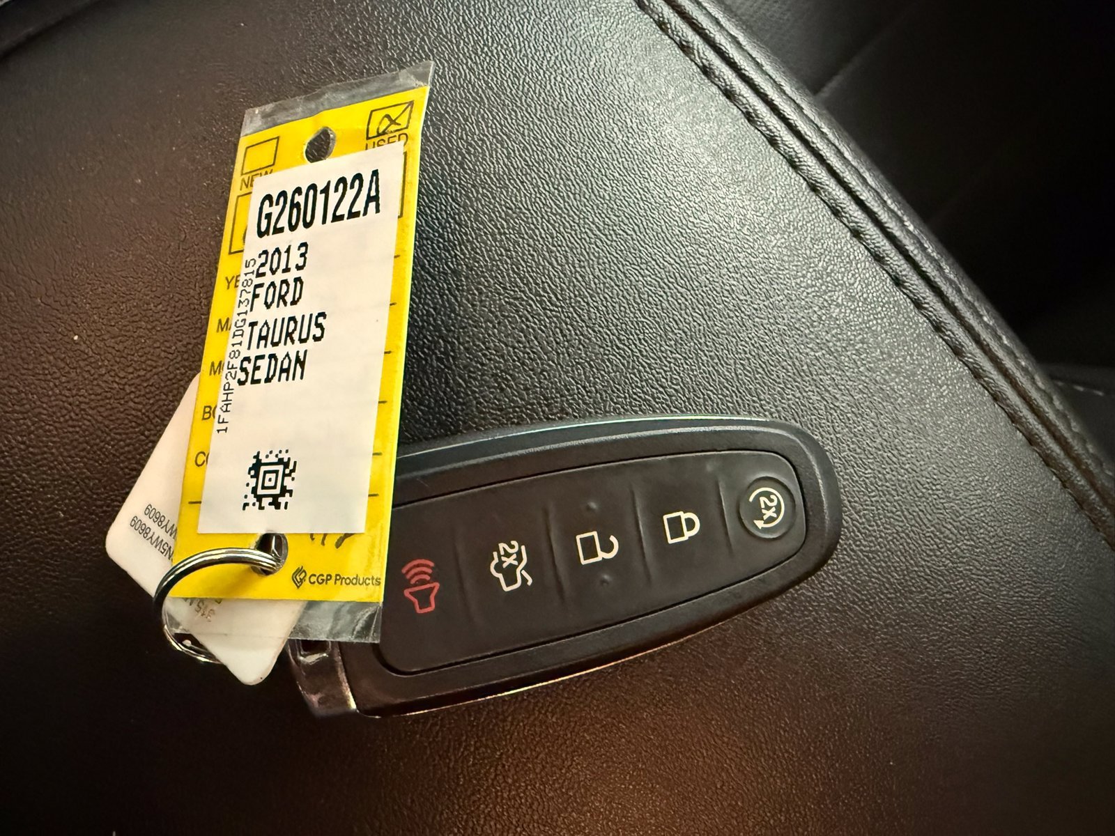Used 2013 Ford Taurus Limited FWD image 39