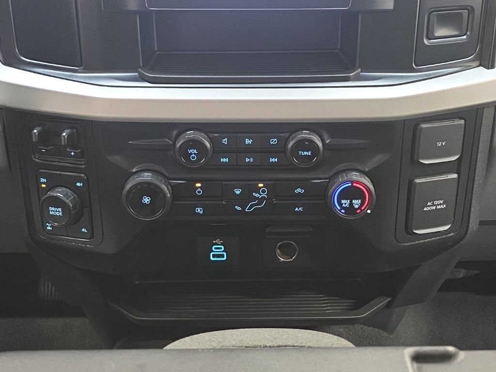 Used 2023 Ford F250 XLT w/ FX4 Off-Road Package image 22