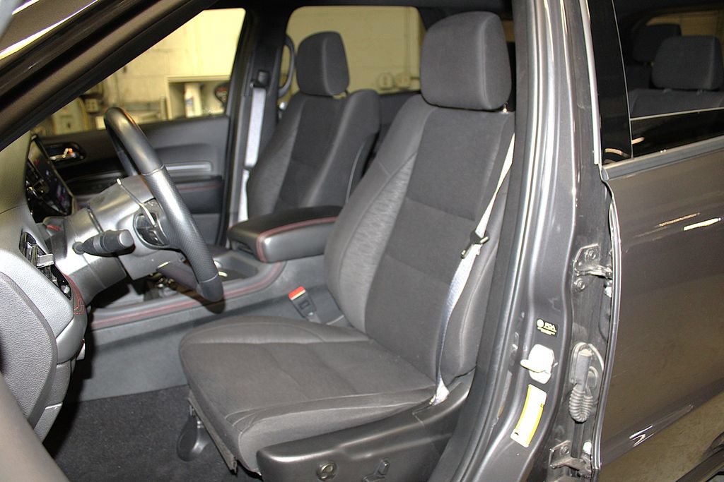 Certified 2025 Dodge Durango GT AWD/4WD image 27