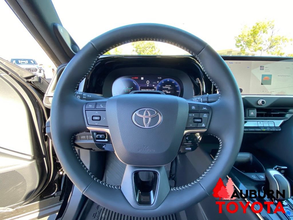 New 2026 Toyota Crown Platinum AWD/4WD image 32