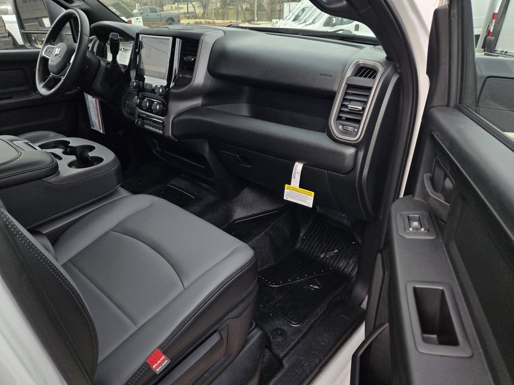New 2026 RAM 5500 Tradesman AWD/4WD image 12