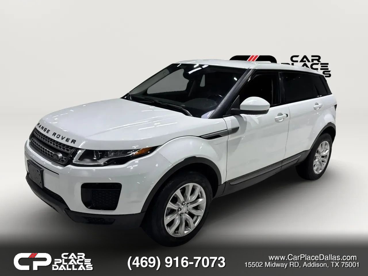 Used 2019 Land Rover Range Rover Evoque SE AWD/4WD image 4
