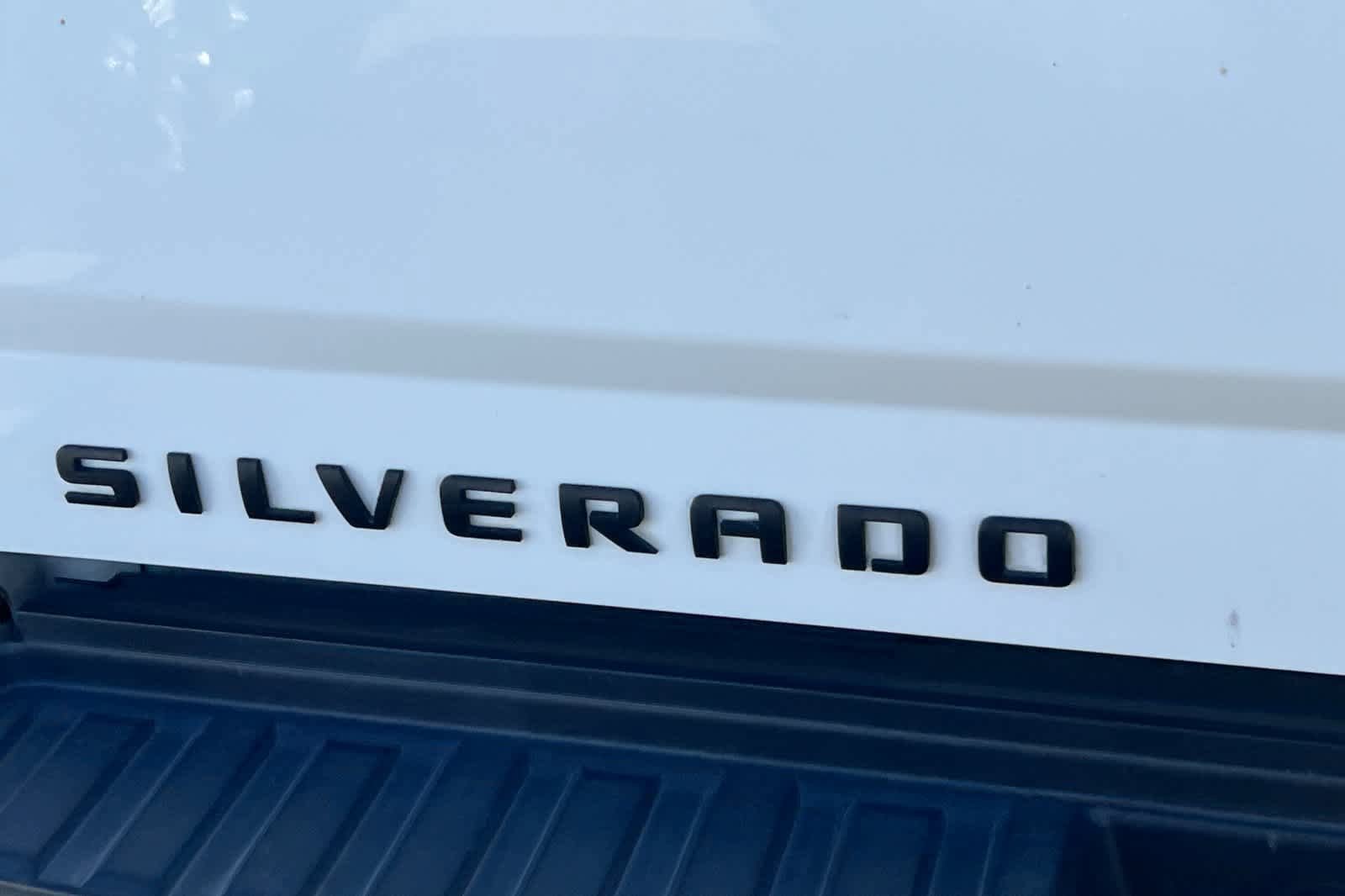Used 2015 Chevrolet Silverado 2500 LT w/ LT Convenience Package RWD image 21