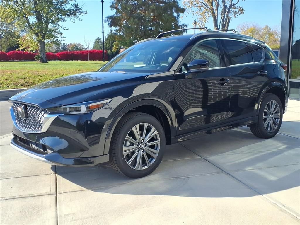New 2025 MAZDA CX-5 Signature image 3