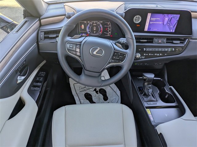 Used 2023 Lexus ES 350 w/ Premium Package image 13