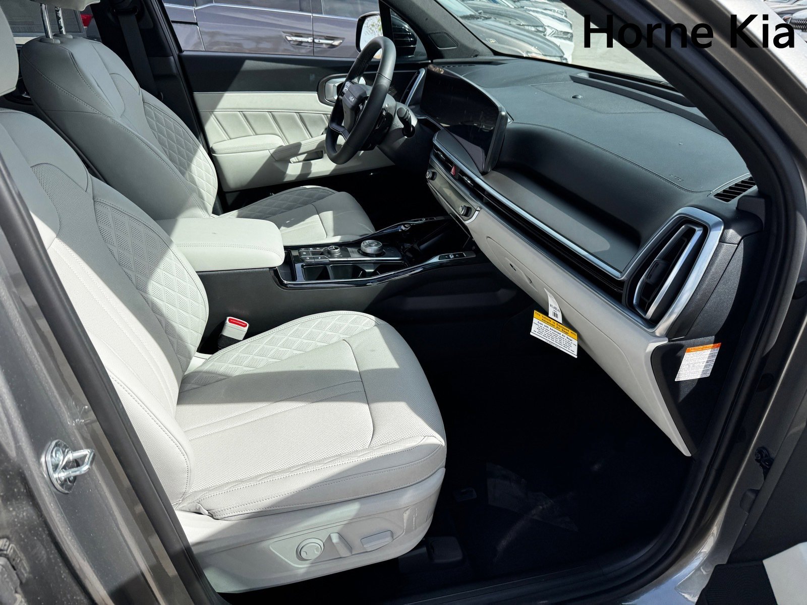 New 2026 Kia Sorento SX Prestige image 18